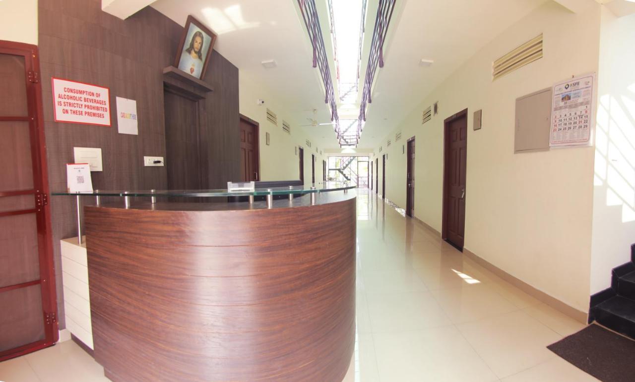 Hotel Noah'S Ark Kochi Exterior foto