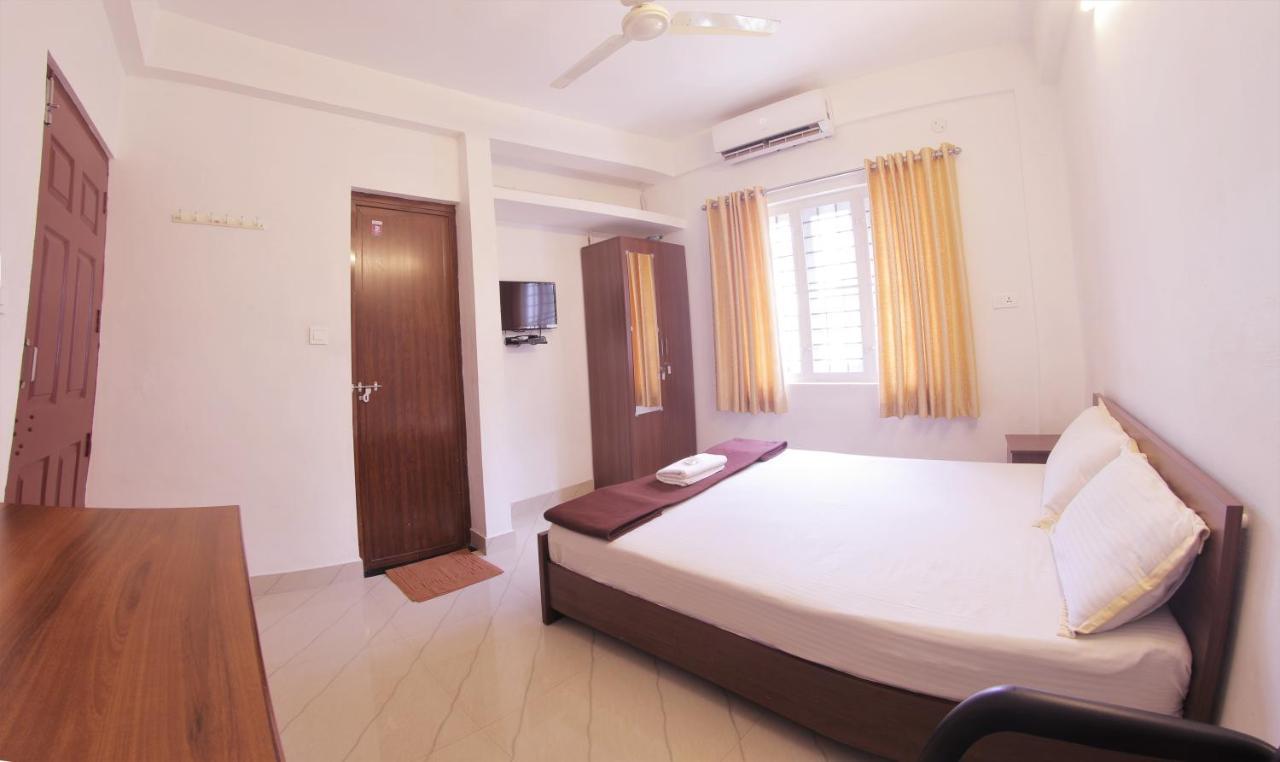 Hotel Noah'S Ark Kochi Exterior foto
